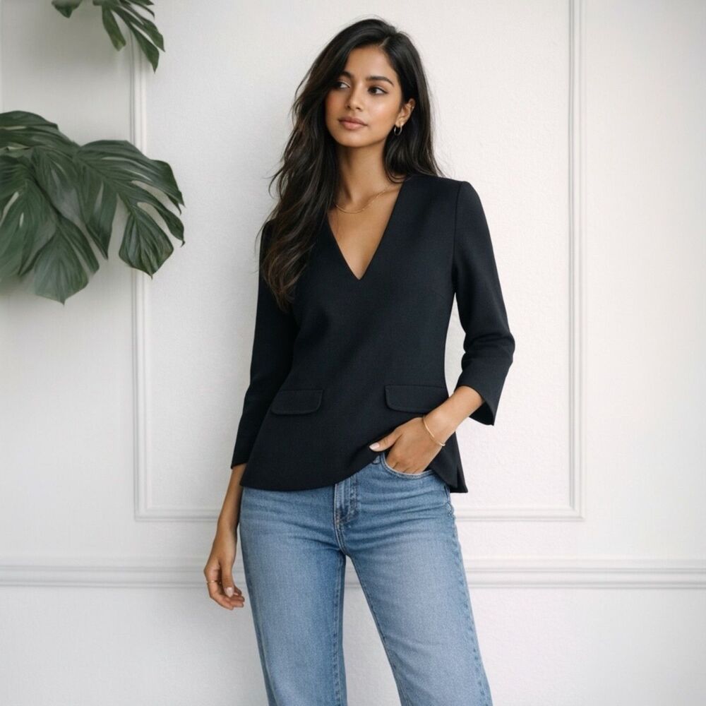 ZARA Structured Crepe V-Neck Top - Black | Minimalist Chic